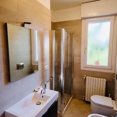 In Daniela Con Piscina Privata Carraro Immobiliare - Family *